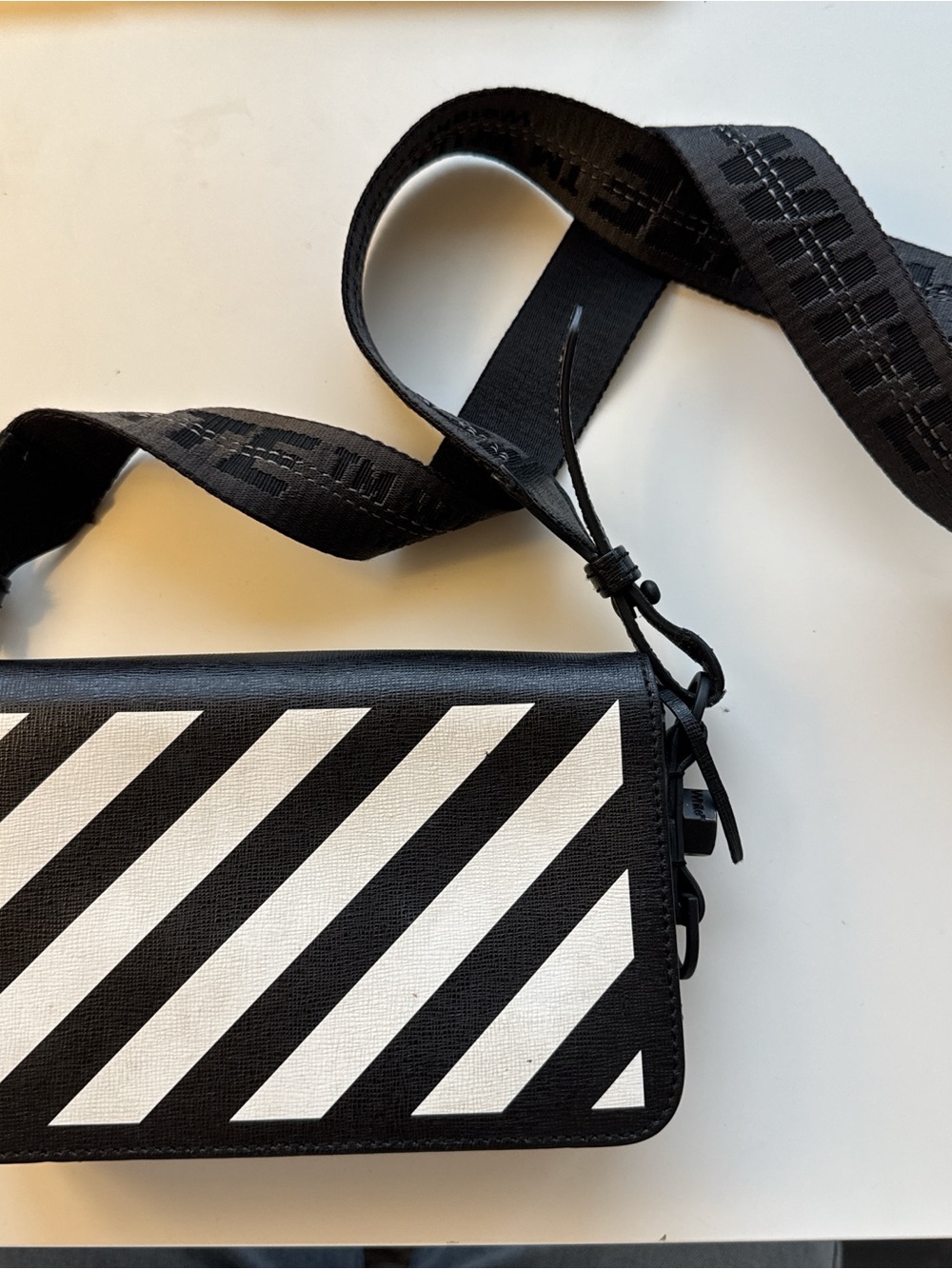 Off-White Diagonal Stripe Crossbody Bag in Black and White